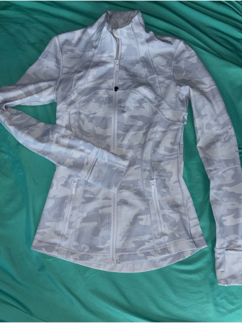 Lululemon Grey Camo define jacket